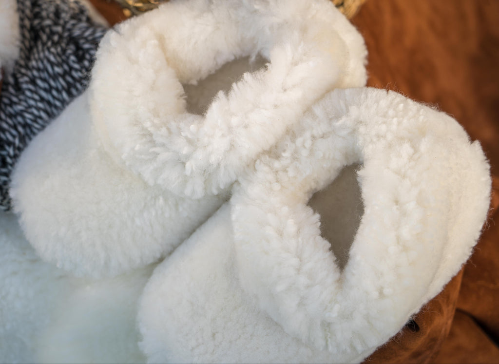 Handmade Sheepskin Slippers – Luxury Comfort from Patagonia Unisex Design – Made for everyone