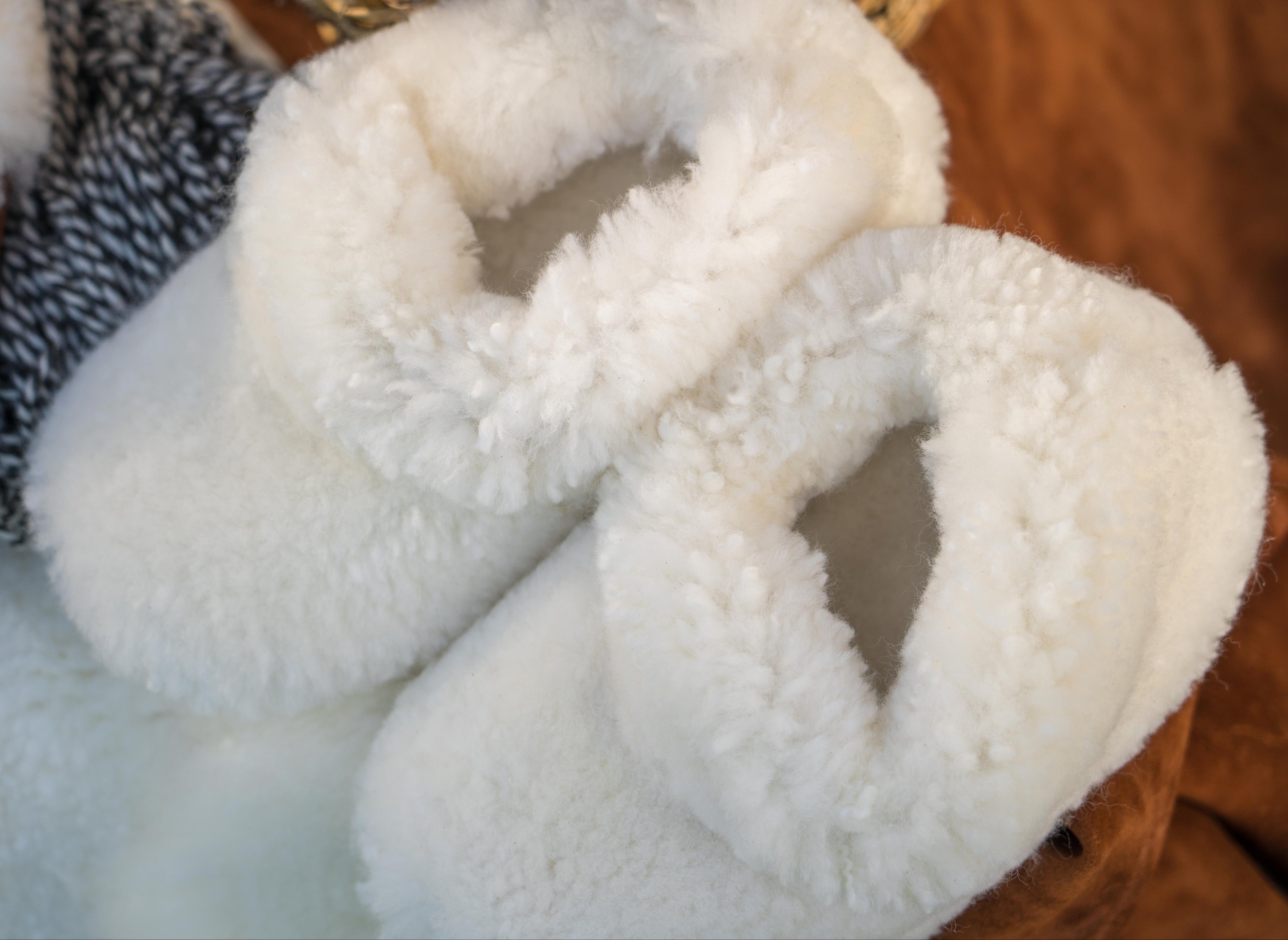Handmade Sheepskin Slippers – Luxury Comfort from Patagonia Unisex Design – Made for everyone