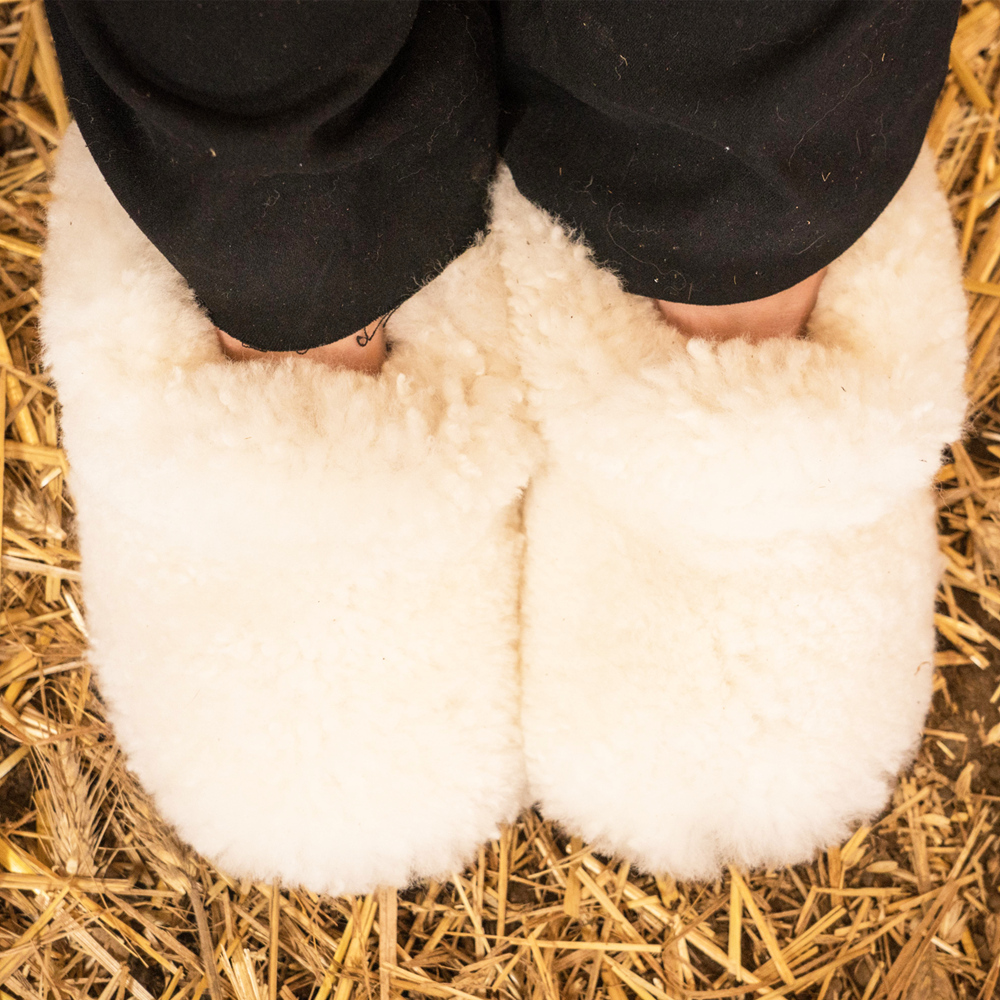 Handmade Sheepskin Slippers – Luxury Comfort from Patagonia Unisex Design – Made for everyone
