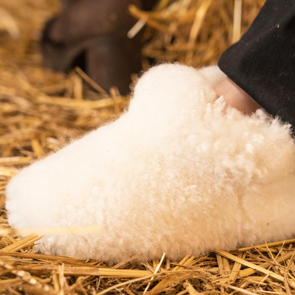 Handmade Sheepskin Slippers – Luxury Comfort from Patagonia Unisex Design – Made for everyone